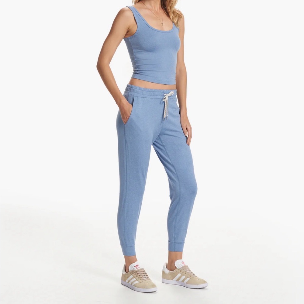 Vuori Women's Performance Jogger NWT
